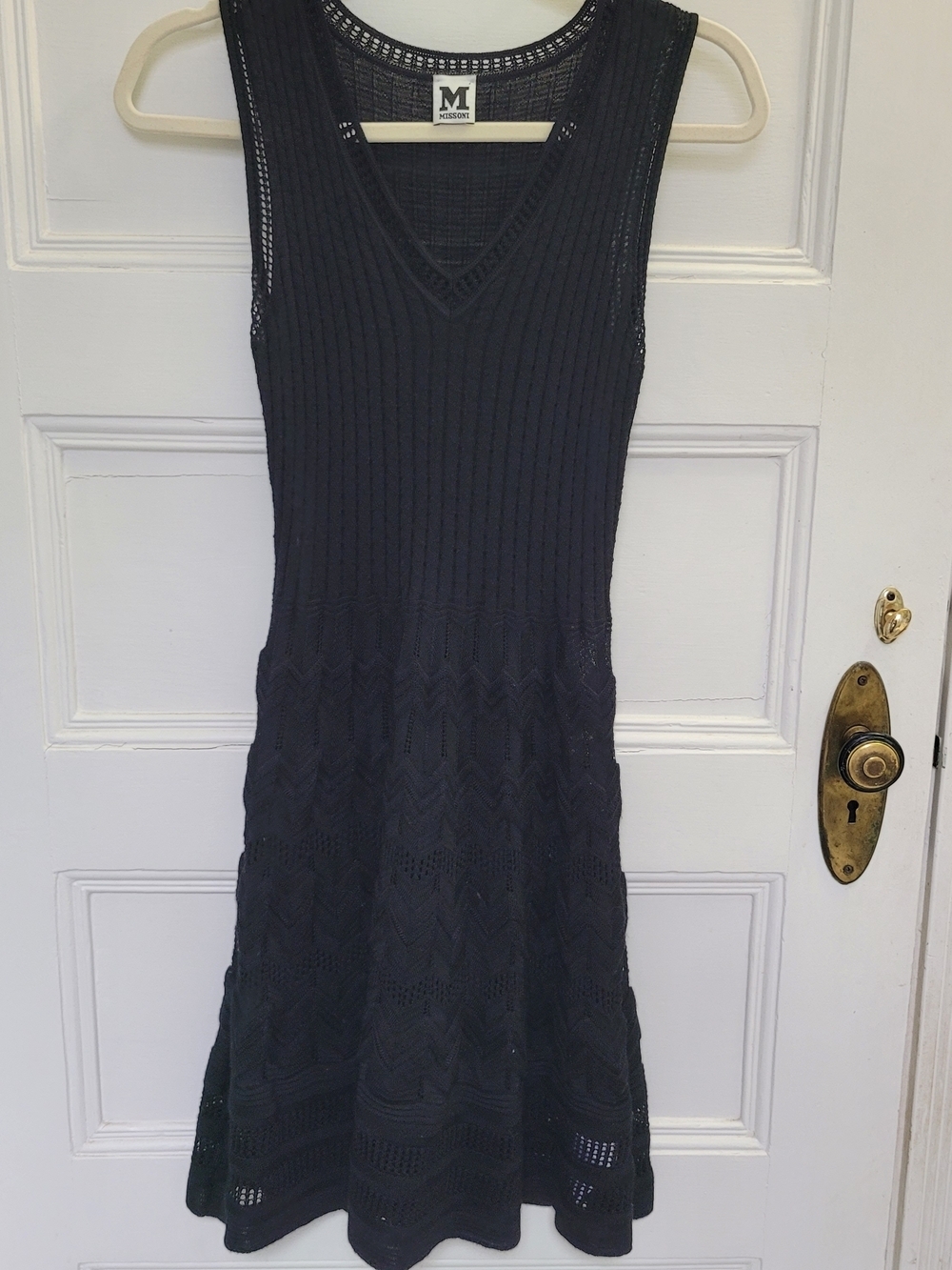 M Missoni Black Knit Dress Size 40 (US 4) Sleeveless V-Neck Zigzag Texture